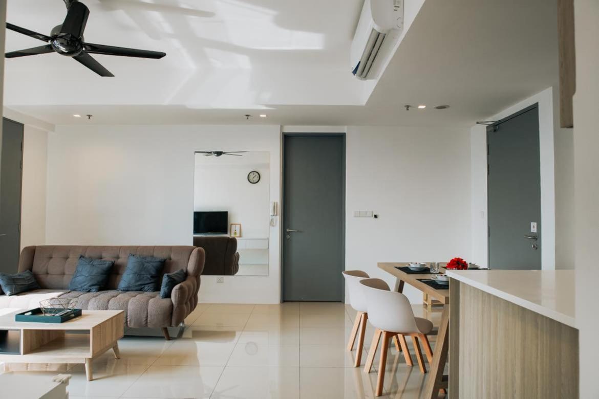 The Pine, 3Br Seaview By Wstay @ Tropicana 218 Macalister Джордж Таун Екстериор снимка